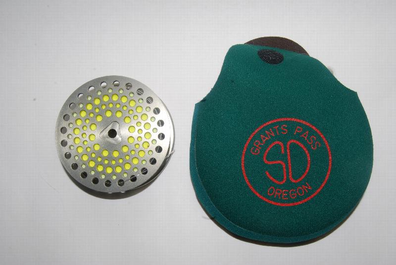 STH 567 Fly Fishing Reel. W/ Spare Spool. Made in Argentina